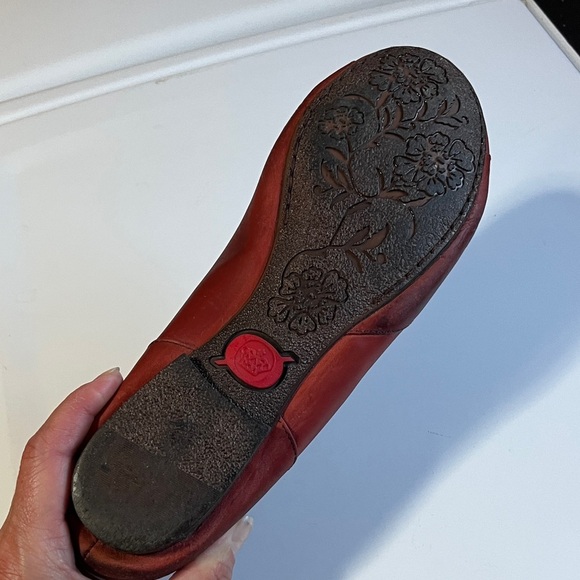 Born Women's Red Leather Loafers - Picture 8 of 12